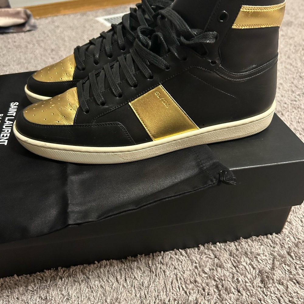 YSL Yves Saint Laurent Black and Gold Men's SL/10H Sneakers